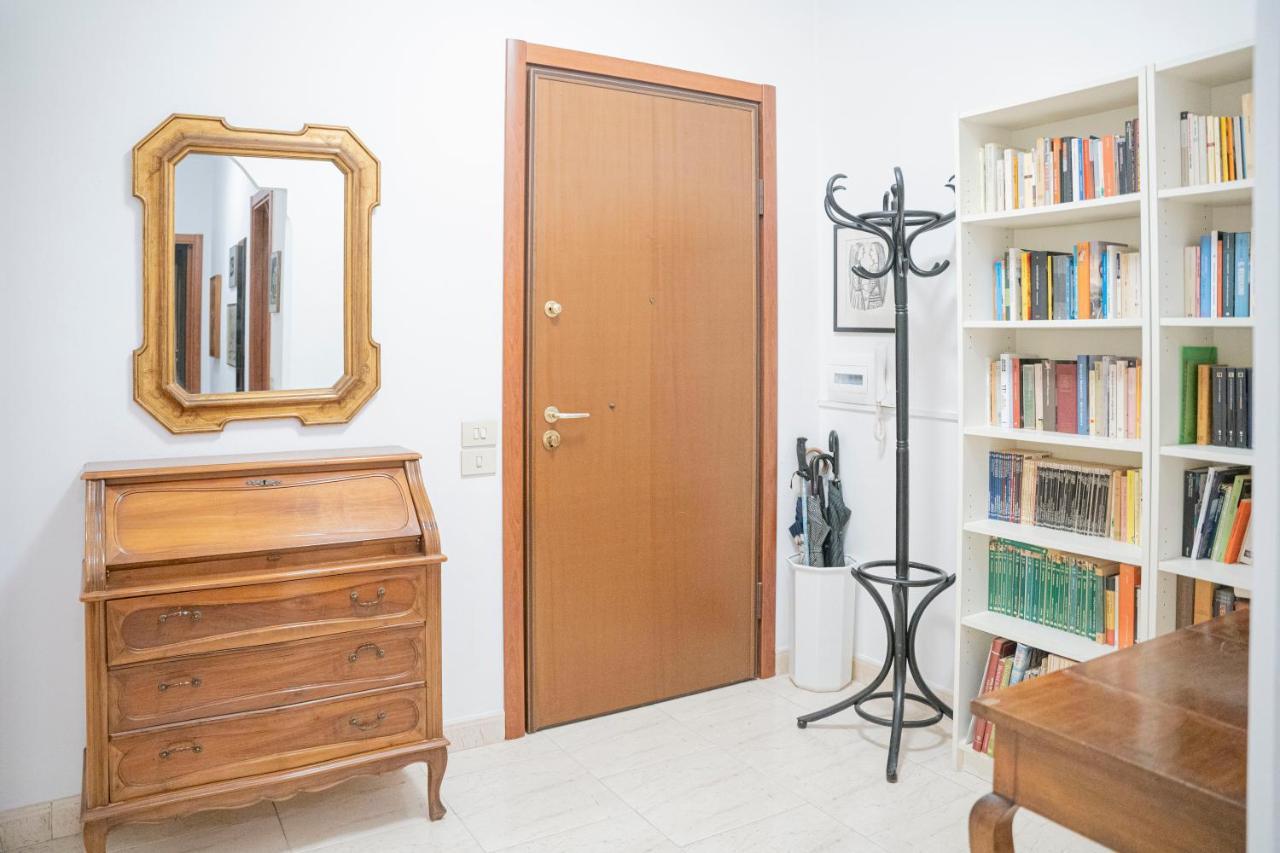 076 - Casa La Libreria, Centro Citta Di Chiavari, 500 Metri Da Mare E Spiagge - 2 Camere Da Letto Buitenkant foto
